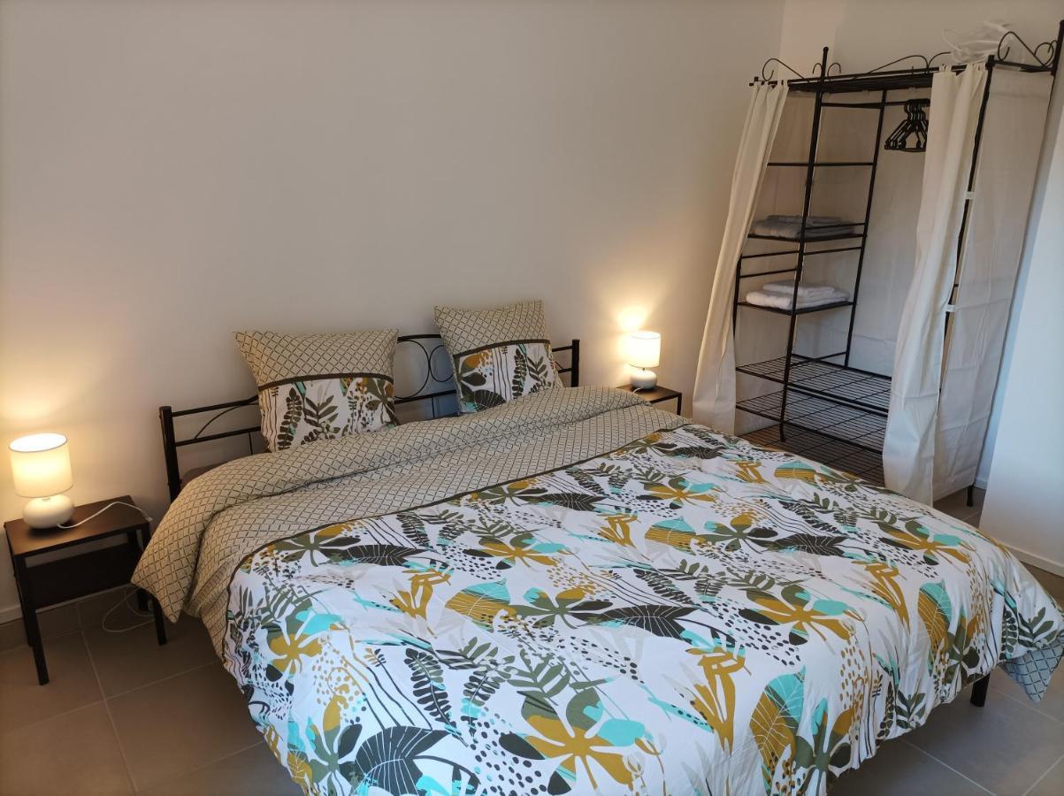 O'Couvent - Appartement 80M2 - 2 Chambres - A331 سالين- ليه-بان المظهر الخارجي الصورة